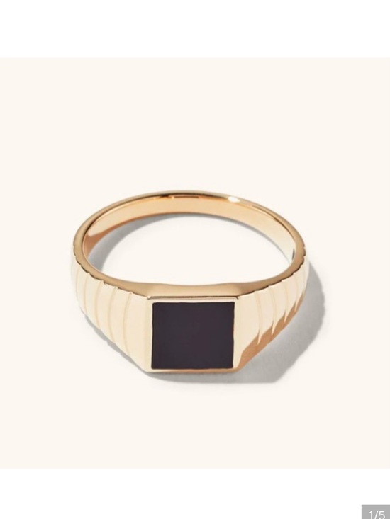 Mejuri Jewelry - Black onyx square signet ring Mejuri